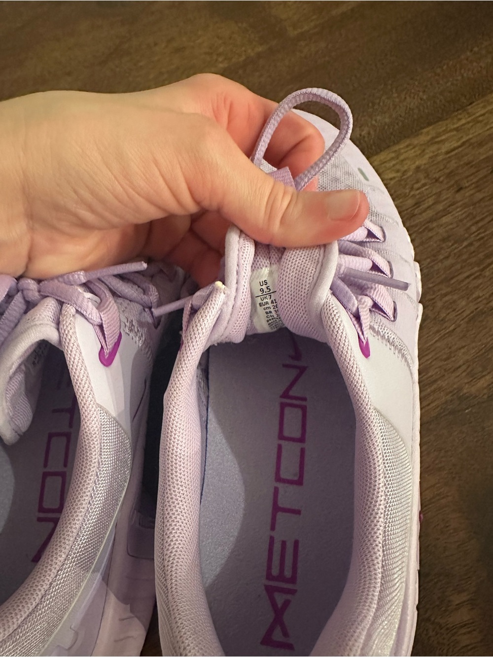 Nike Lavender Metcon Size 9.5 - Picture 4 of 4